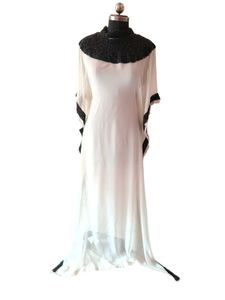 Luxury Eid Kaftan – Limited Offer!