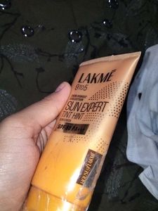 Lakme 9 To 5 Screen Perfect