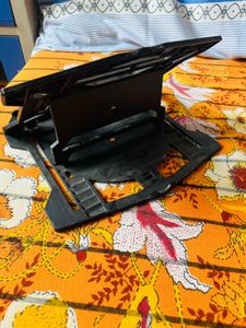 Gigza Laptop/Macbook Stand