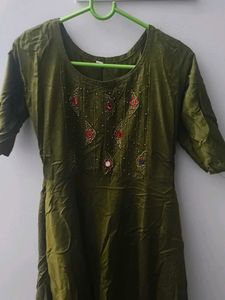 Olive Green Embroidered Kurta