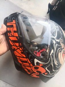 Skull Graphic Motorcycle Helmet