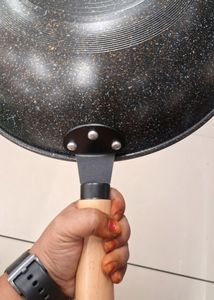 Wok/pan