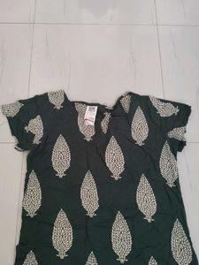 Green Floral Print Short Kurti