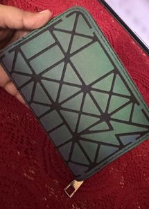 Holographic Wallet