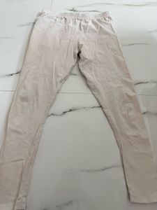 xs size Comfy lyra white Leggings