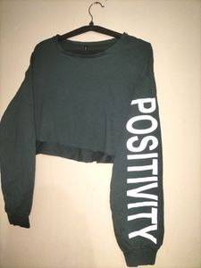 H&amp;M Crop Sweatshirt