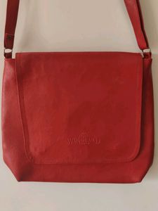 Large Red Crossbody Bag With 5 Zipper Compartments