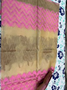 Cream And Pink Saree With Blouse