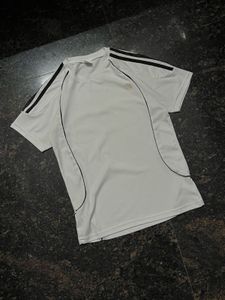 Adidas T-shirt