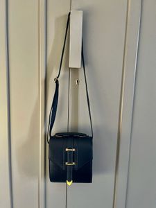 Stylish Black Handbag