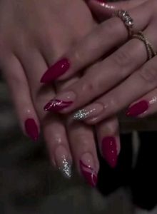 Red &amp; White Press-On Nails