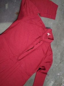 Elegant Men&#39;s Maroon Kurta