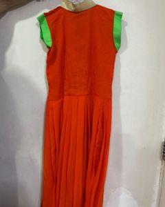 Orange Green Cape
