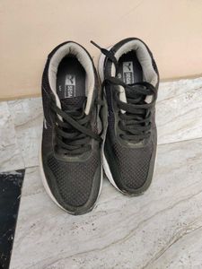Black Sports Shoes