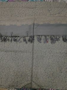 Elegant shaal with Tassels