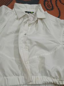M Size White Crop Top