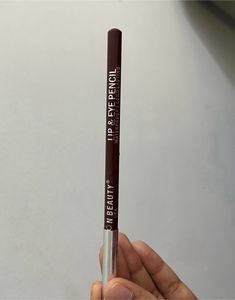 Lip Liner -shade Cherry Brown
