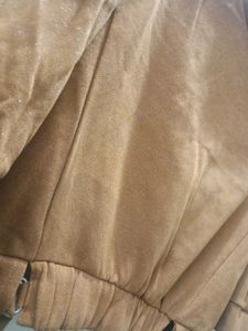 Brown 3/4 Sleeve Pullover