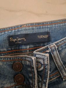 Top Shop Cuffed Capri Jeans