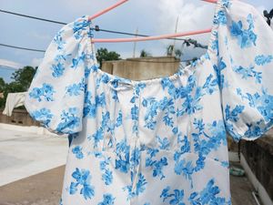 Ditsy-summary Slit Cut Pinteresty Floral Dress r