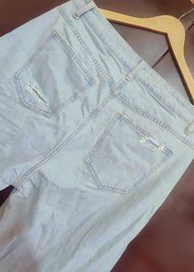 Light Blue Capri Jeans For Girl Or Woman 32 Waist