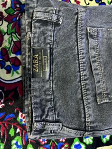 Distressed Gray Wash Wide Leg Jeans