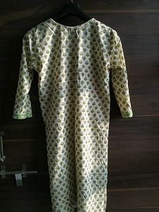 Floral Print Kurti Set Of 3 Sizes Available