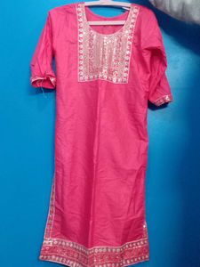 Elegant Pink Embroidered Kurta
