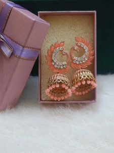 BEAUTIFUL JHUMKA PIECE!!!!