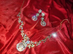 Sparkling Jewelry Set