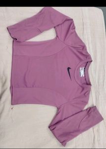 Body Hugging Nike Crop Tee