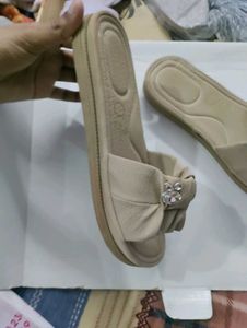 stone leather flipflop