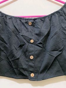 black crop top 34-36