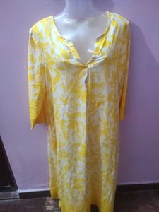 New Unused Xxl Avaasa Yellow Floral Kurta/Dress