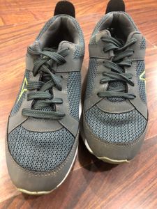 Casual Sneakers size UK6