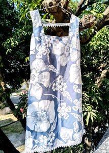 Floral Sleeveless kurti slit til uper waist