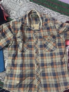 Good Condition Shirts That’s Fit You Well