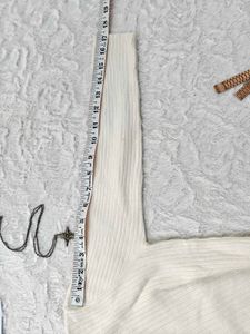 ZARA Cozy White Turtleneck Sweater