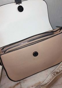 SALE imported Quality Sling Bag 🆕