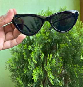 Black Goggles || New Condition ||