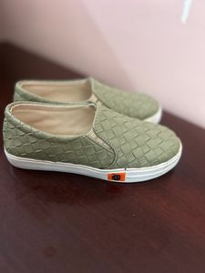 Slip In Shoe Pre Loved