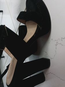 Black Heel For Women.