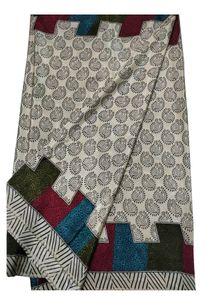 Printed Soft Saree In Good Condition Cream Colour