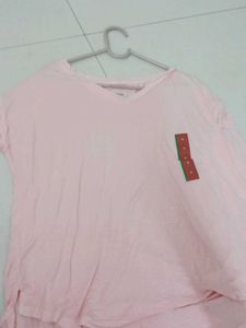 White V-Neck Long Sleeve Tee - Medium