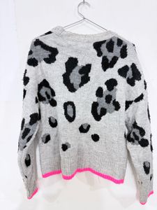 Leopard Print Pullover Sweater