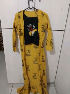 Navratri Shrug With Blouse