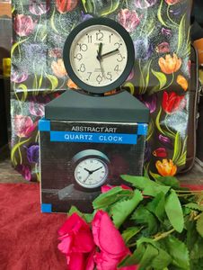 Quartz Abstract Art Clock
