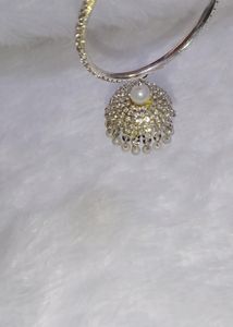 Jhumka With Hair Clutch Combo