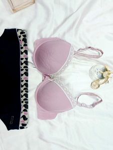 🇳🇿💫💗Pink Bra &amp; Panty Set