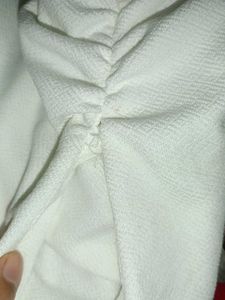 TOP: Off-the-Shoulder White Crop Top